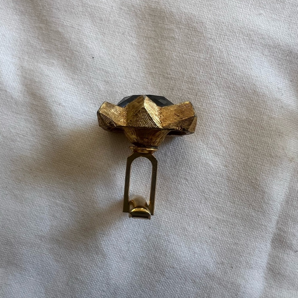 Gold and Silver Star Cufflinks - Picture 6 of 6